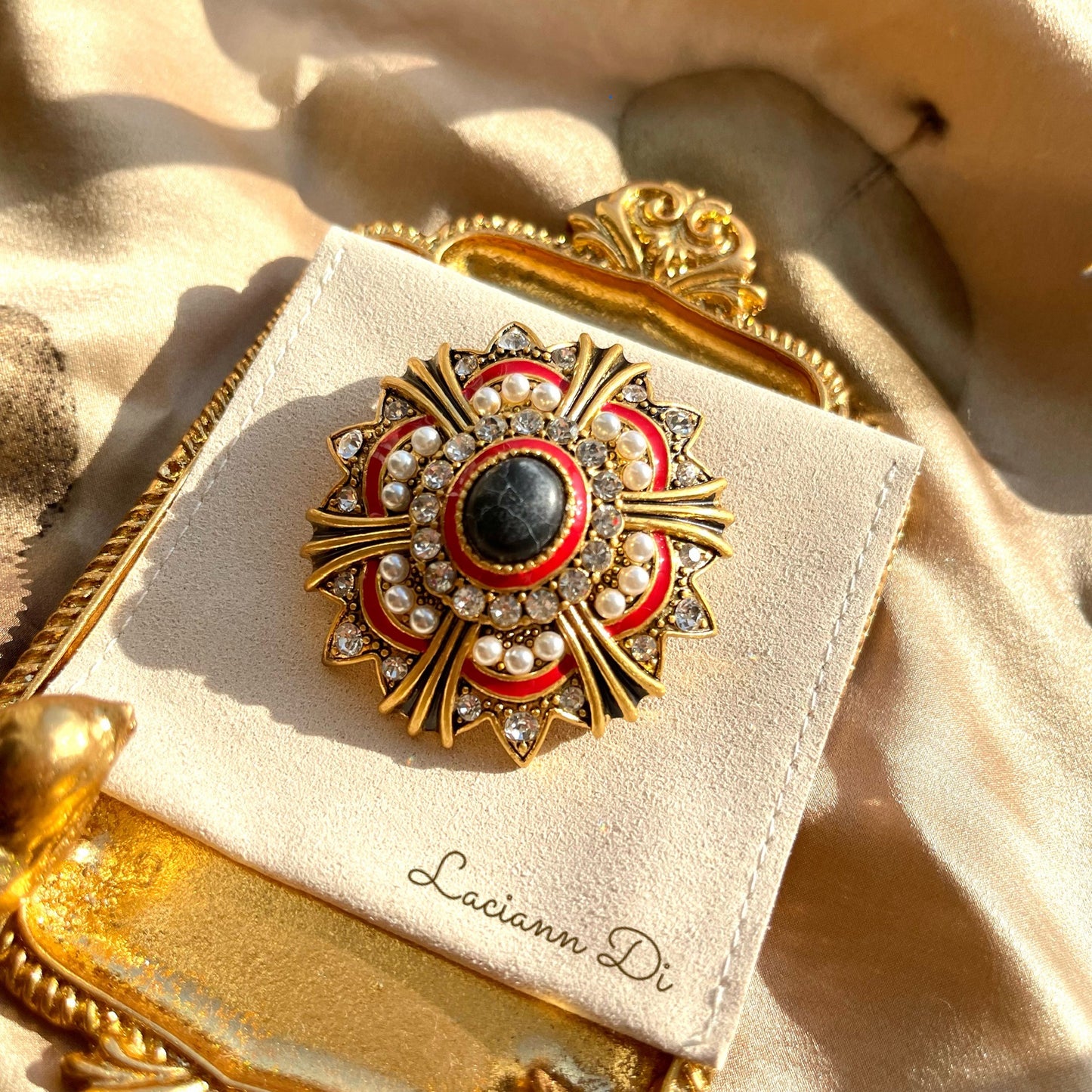 Laciann Di Handcrafted Enamel Natural Stone Brooch